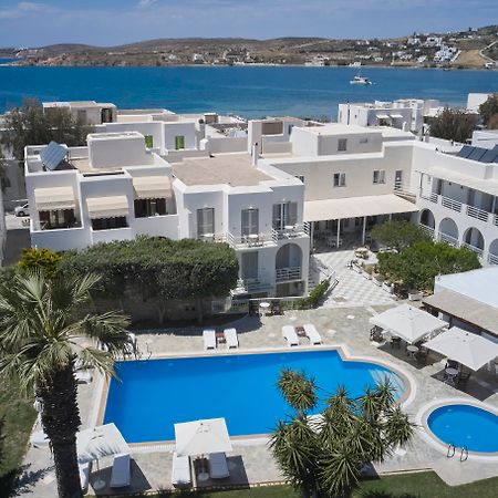 Hotel Paros Bagian luar foto