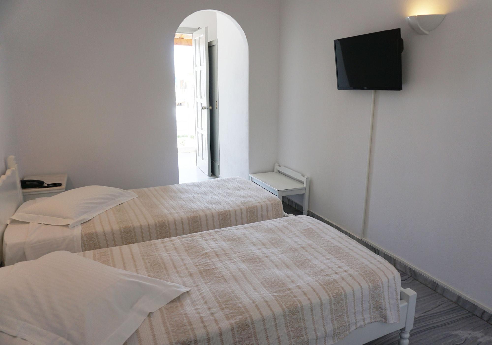 Hotel Paros Bagian luar foto