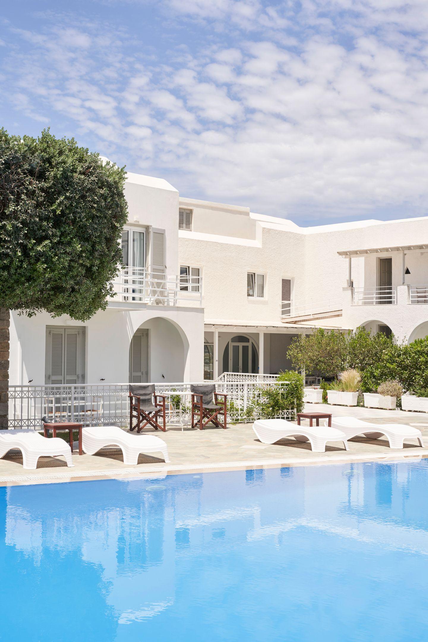 Hotel Paros Bagian luar foto