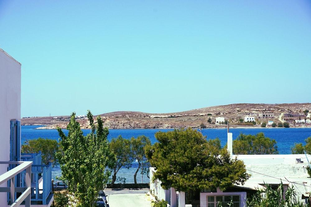 Hotel Paros Bagian luar foto